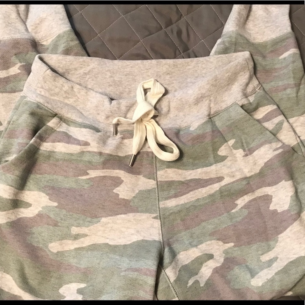 American Eagle Aerie Joggers